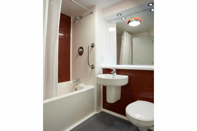 Travelodge Bradford Central Luaran gambar